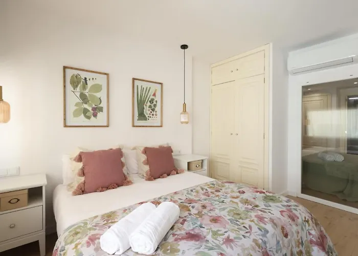 Florit Flats - The Apolo Apartment