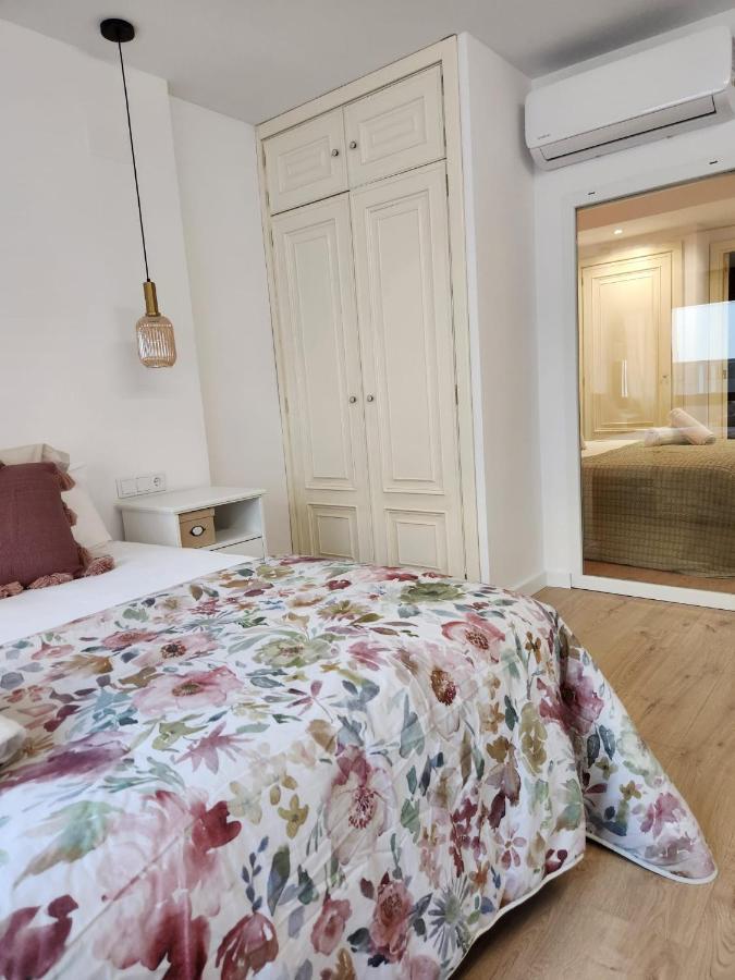 Florit Flats - The Apolo Appartamento